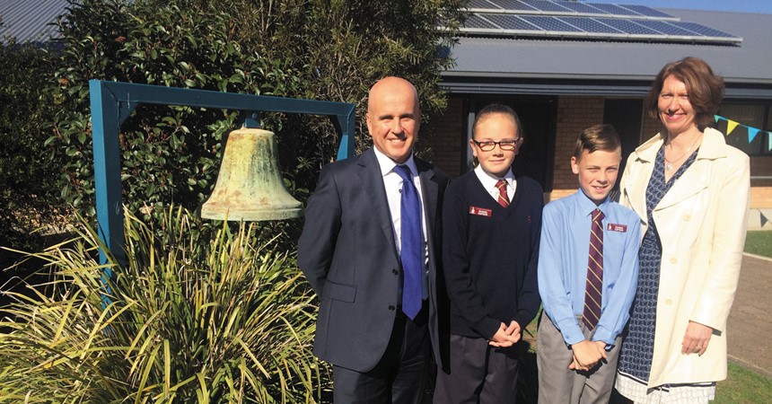 Minister for Education learns much from his visit to St James' Muswellbrook IMAGE