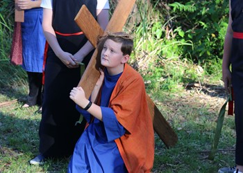 GALLERY: Way of the Cross IMAGE