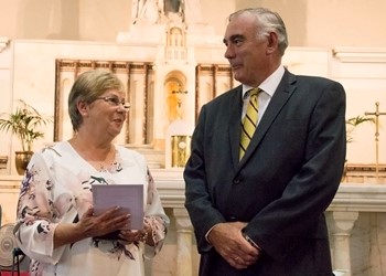 Patricia Kinsley awarded 2017 Monsignor Coolahan Award for School Support IMAGE