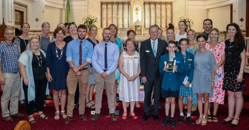 St Aloysius Chisholm receive Emmaus Award for School Community IMAGE