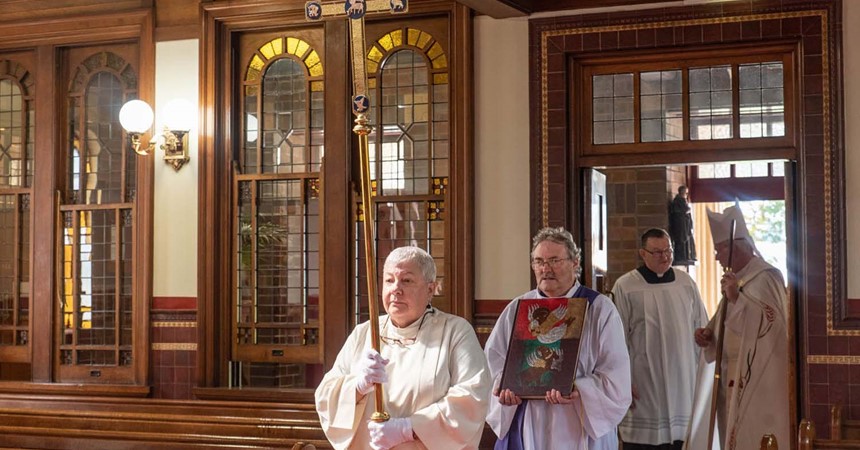 LITURGY MATTERS: The Liturgical ‘Master of the House’! IMAGE
